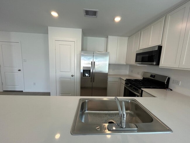 Photo - 9215 Speckled Trout Dr