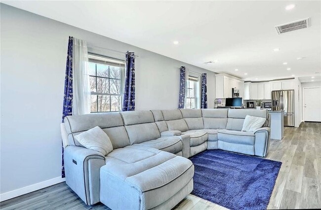 Photo - 119 Bowdoin St Unit 2