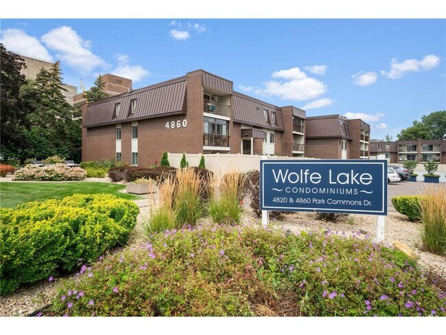Building Photo - 4860 Park Commons Dr Unit 314 Rental