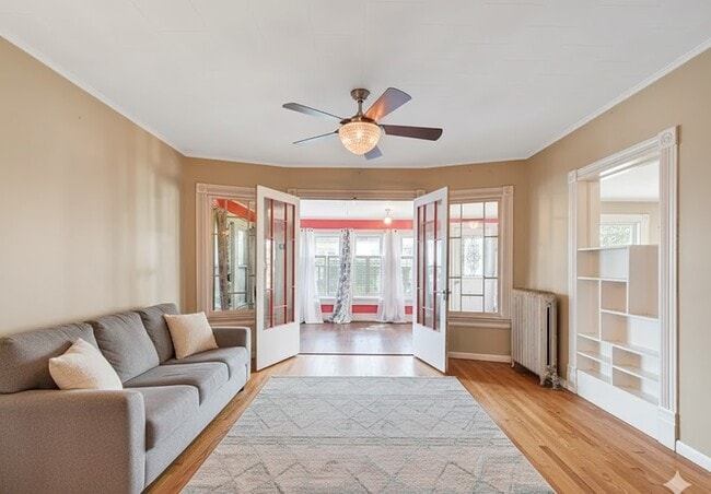 Photo - 227 Stephen Ave