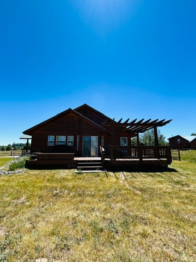 40 Saturn Dr