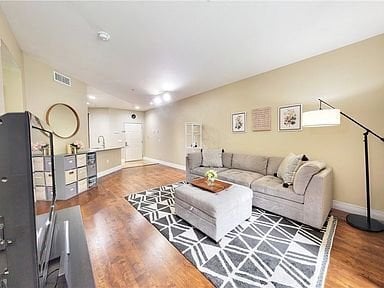 Photo - 2108 Scholarship Unit 20