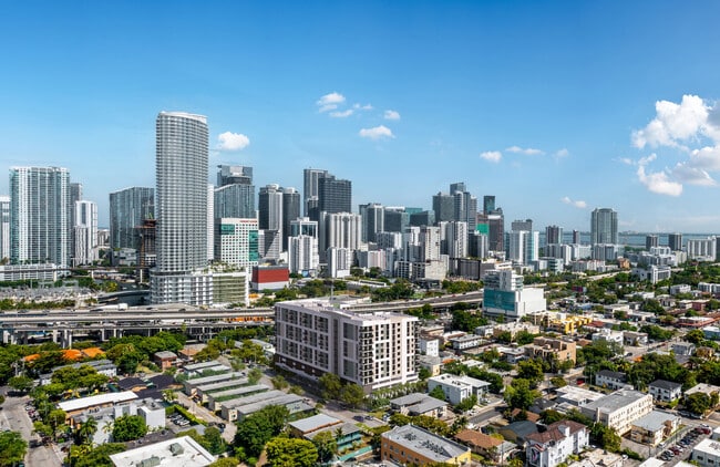 Gallery Marti Park - Gallery Marti Park