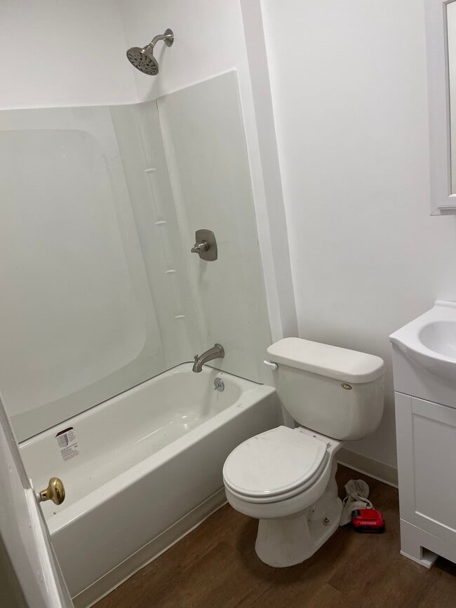 Photo - 24 Henry St Unit 2