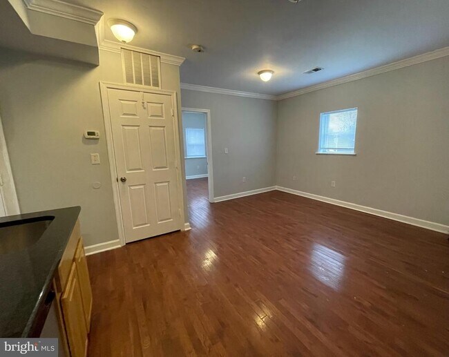 Photo - 1700 Capitol Ave NE