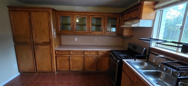 Photo - 1018 Forestburg Dr
