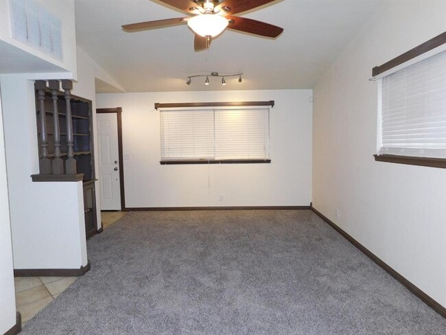 Photo - 4813 Woodview Dr