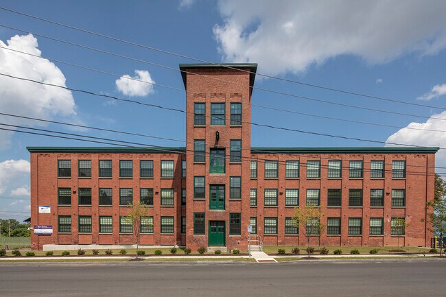 Photo - 700 Emerson Ave