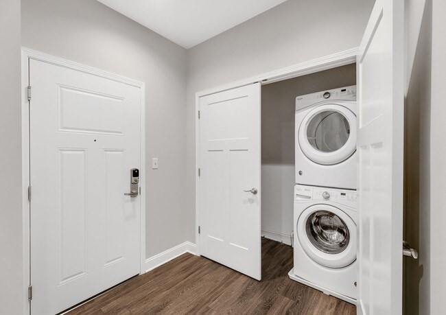 Photo - HUGE! 1 bedroom Next to Albany Med! Unidad 204