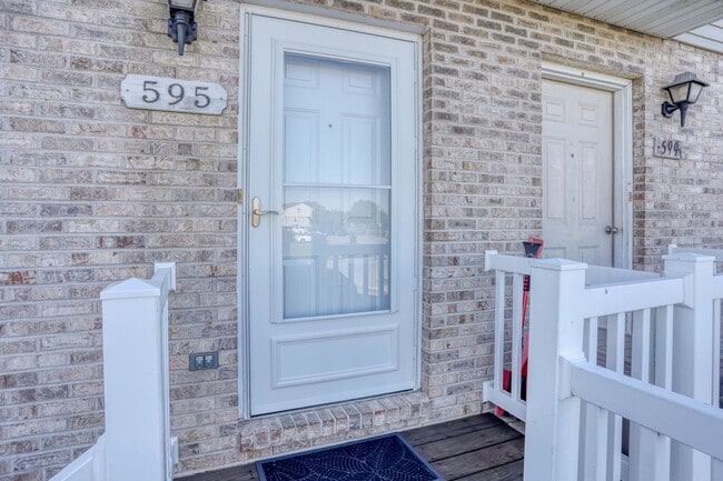 Photo - New, New, New - Spacious 3 Bedroom Townhouse with a Finished Basement !!