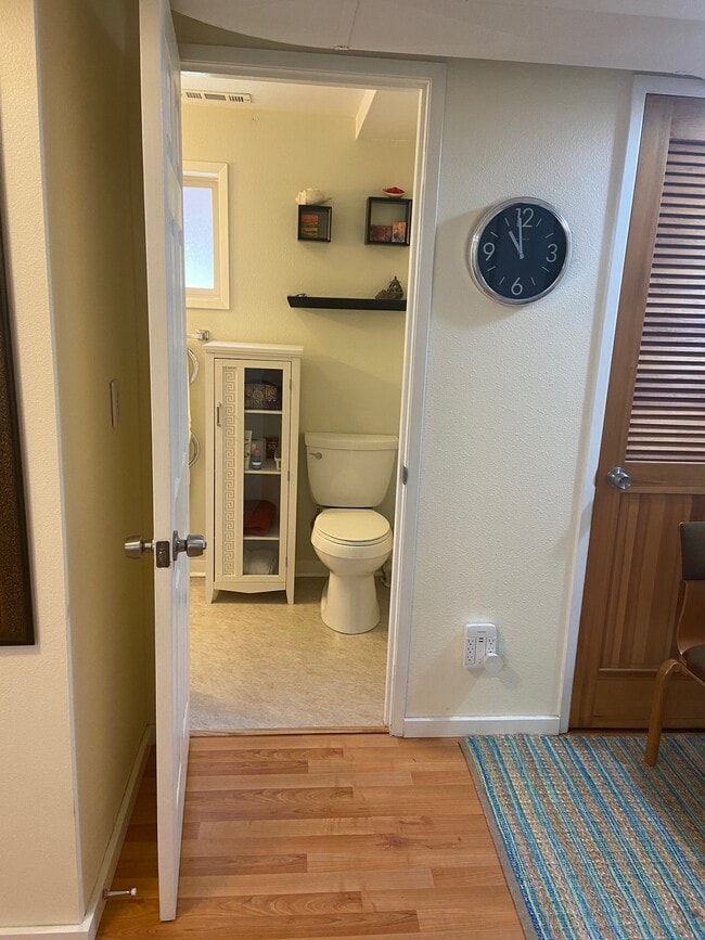 Photo - 140 S Garden St