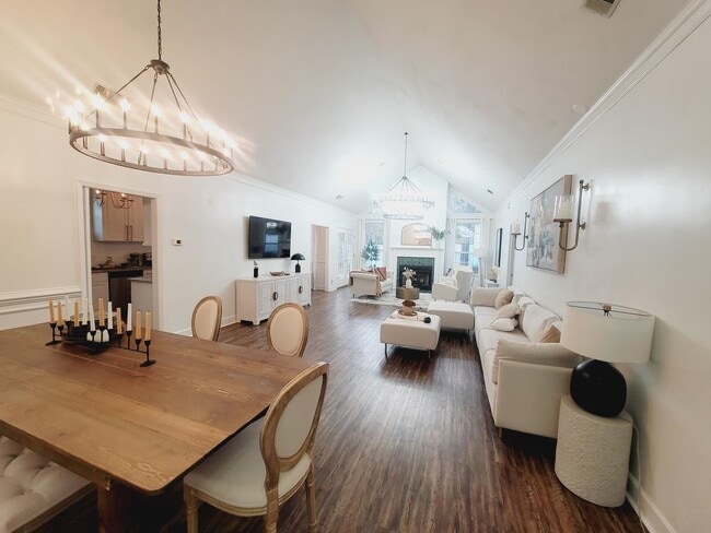 Photo - 1133 Blackhawk Way