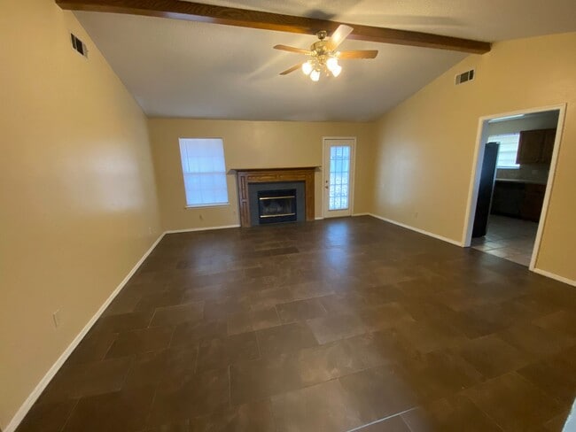 Photo - 2106 Breckenridge Terrace