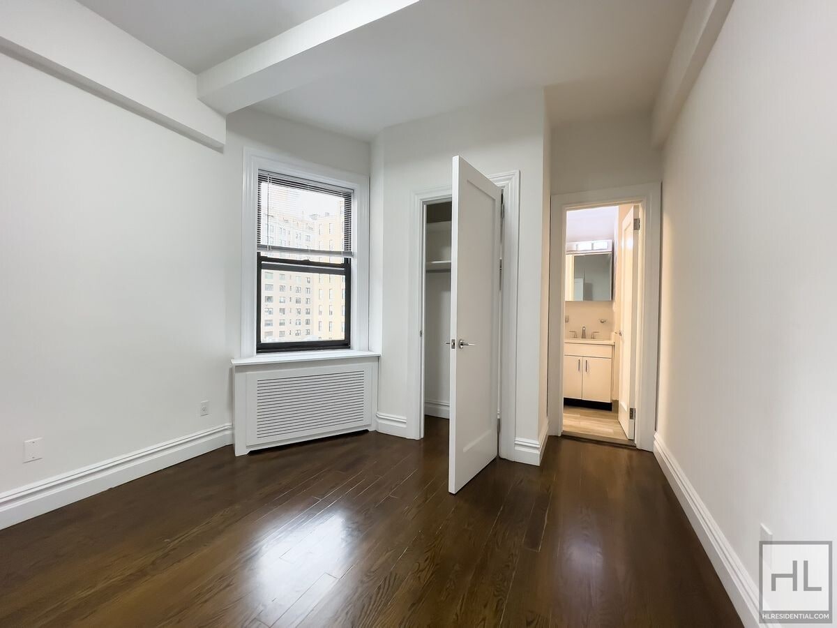 Photo - WEST 68 STREET Unidad PHE