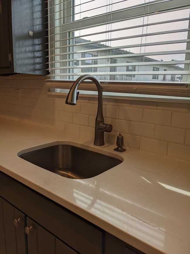 Photo - 153 Main St Unidad 1st Floor WHITE 84