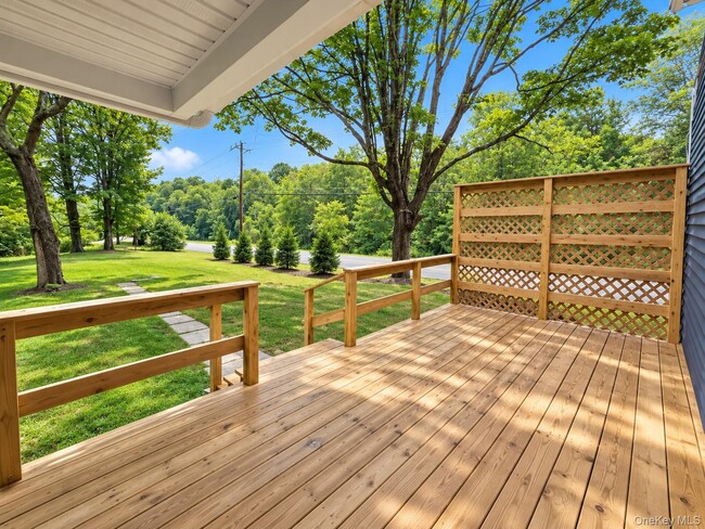 Photo - 11 Spring Glen Rd