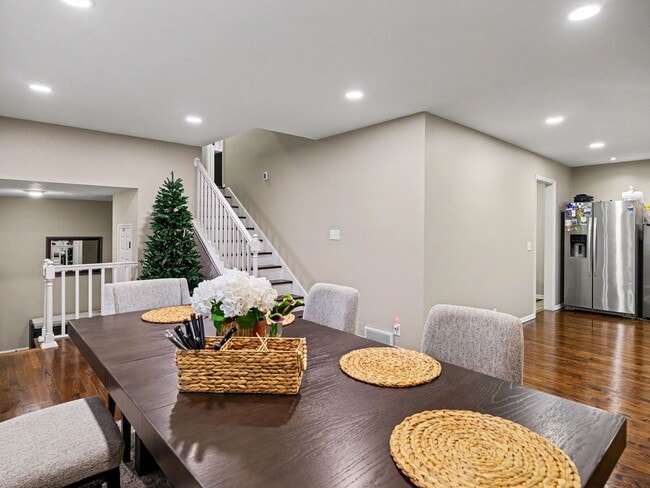 Photo - 1801 Sherry Dr