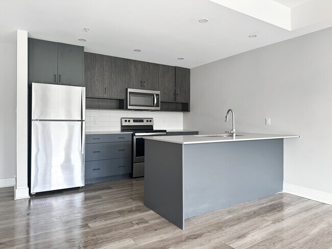 Photo - Rockingstone Terrace