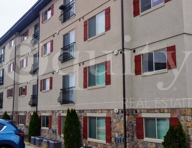 Photo - 1055 W 1033 N St