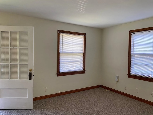 Photo - Charming 2 Bed / 1 Bath Cape Cod in Camp T...