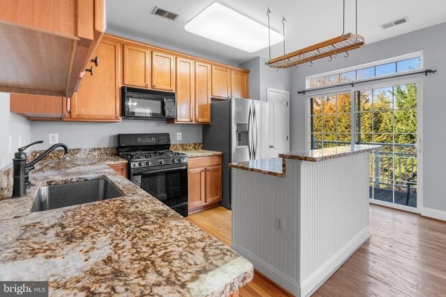 Photo - 92 Chevy Chase St