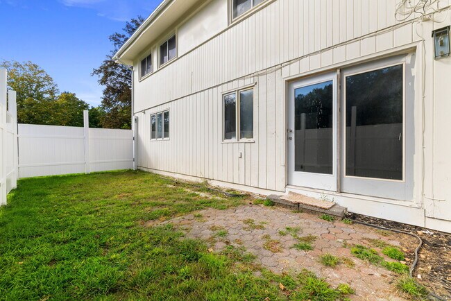 Photo - 8 Burma Rd Unit 2