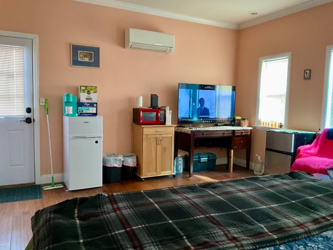 Photo - 9859 Gandy Ave