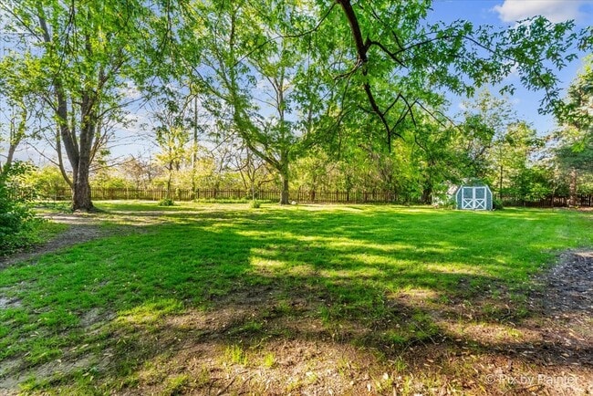 Photo - 417 Bayview Ave