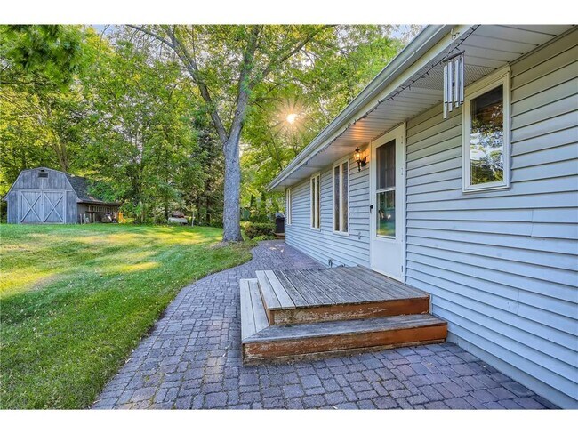 Photo - 3200 Frear Dr