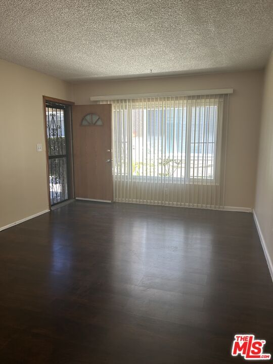 Photo - 10432 Crenshaw Blvd