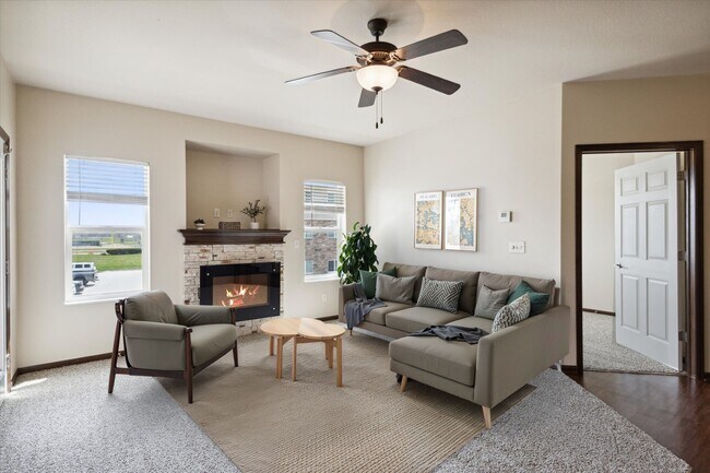 Building Photo - Prairie Lakes