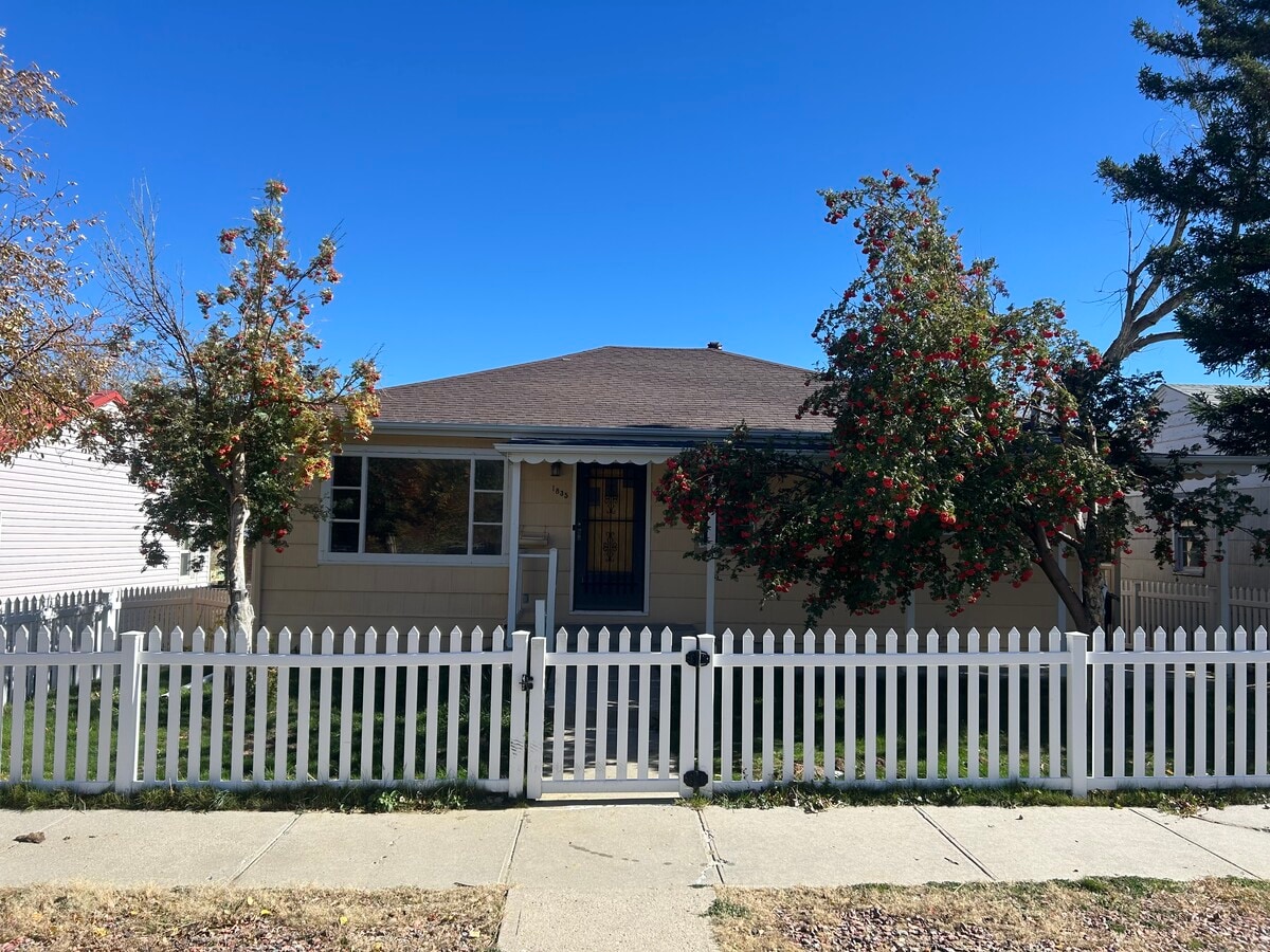 Photo - 1835 S Jefferson St