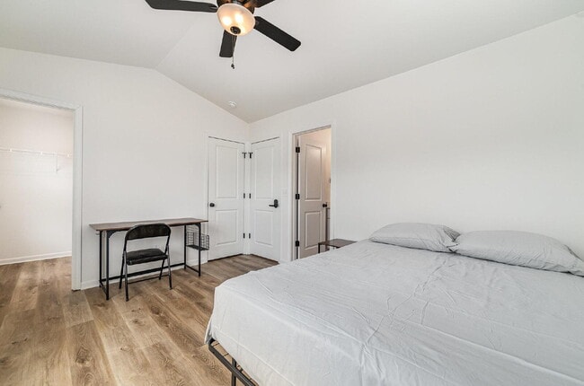 Comfortable & cozy Charlotte Townhouse 10 min from uptown