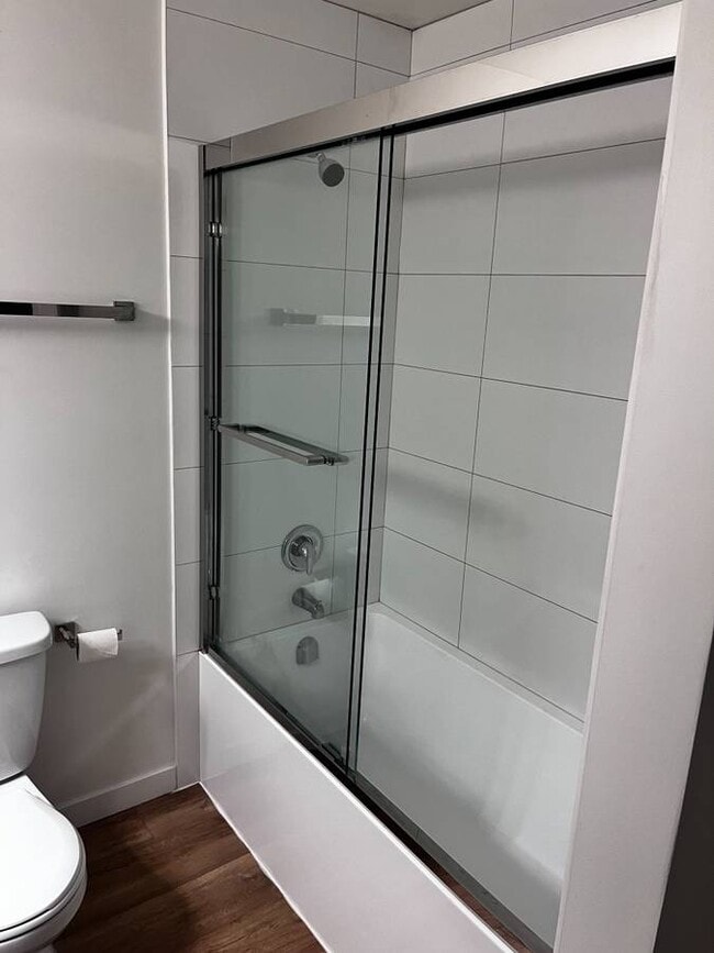 Photo - 1320 King Albert Ave