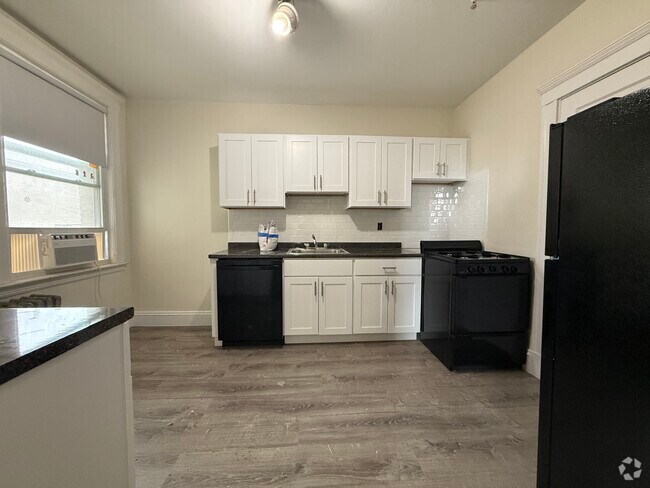 Building Photo - 1634 Commonwealth Ave Unit 22 Rental