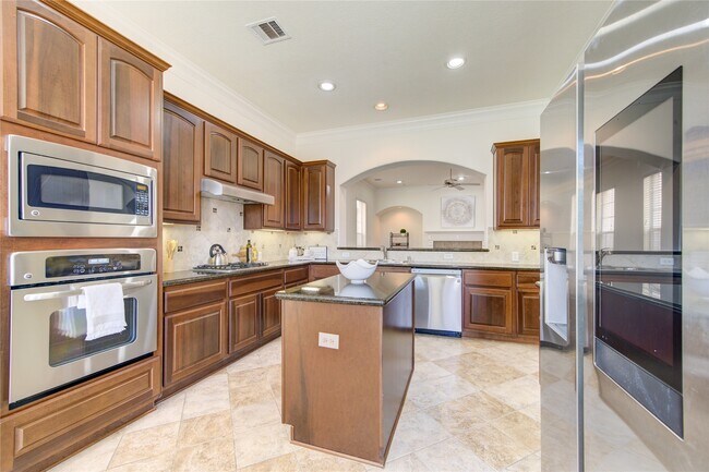 Photo - 14467 Basalt Ln