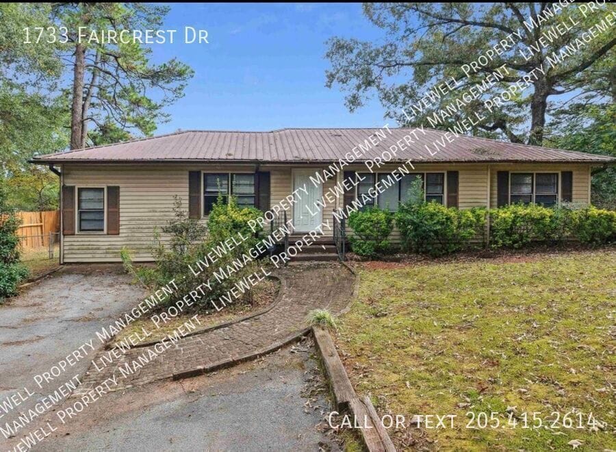 Photo - 1733 Faircrest Dr