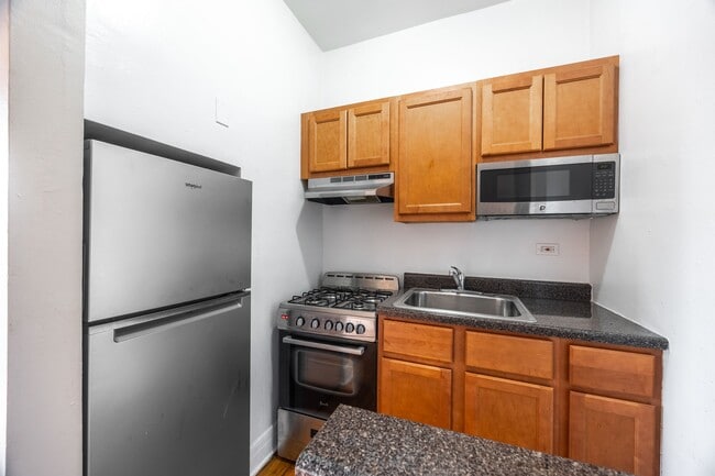Photo - 948 W Cuyler Ave Unidad 115