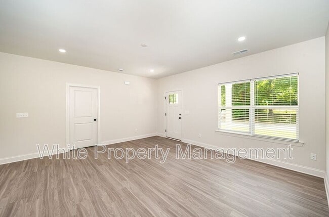 Photo - 412 Hampton St