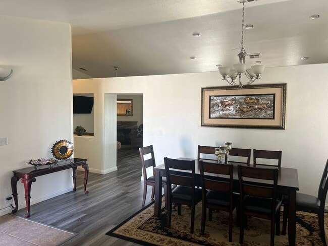 Photo - Spacious 4-Bedroom Home in Desirable Apple Valley Neighborhood