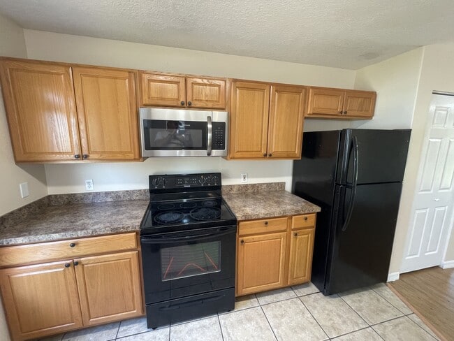 Photo - 820 Ervin St
