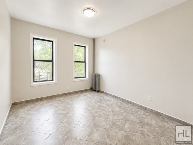 Photo - BAY 22 STREET Unit C2