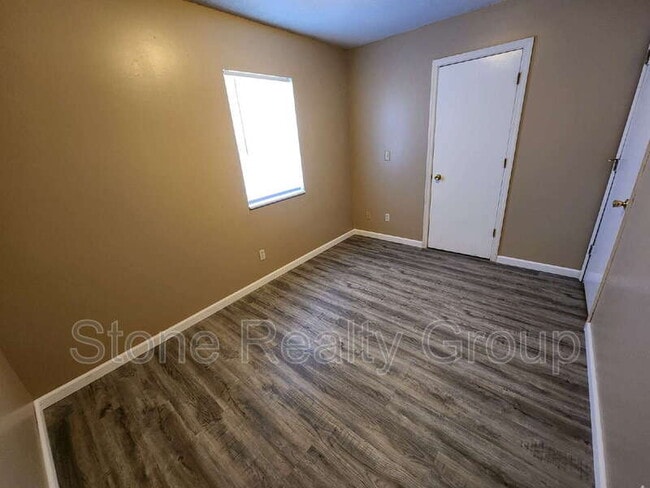 Photo - 2480 E Clayton Dr