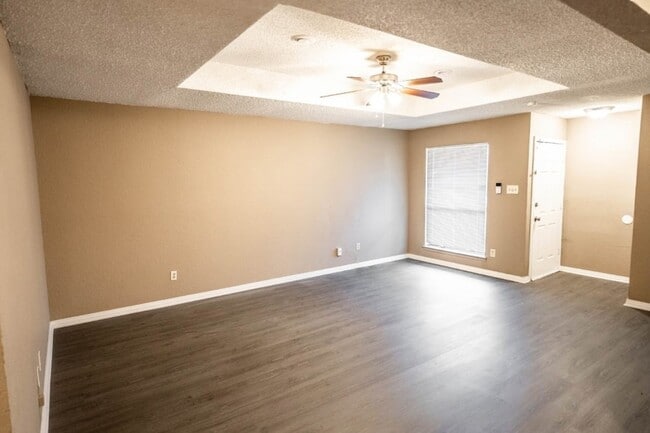 Photo - 1811 San Rafael St