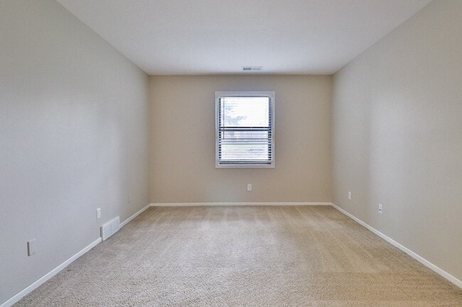 Apple Glen Apartments