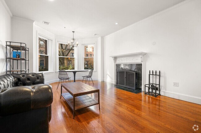 Building Photo - 402 Marlborough St Unit # 2F Rental