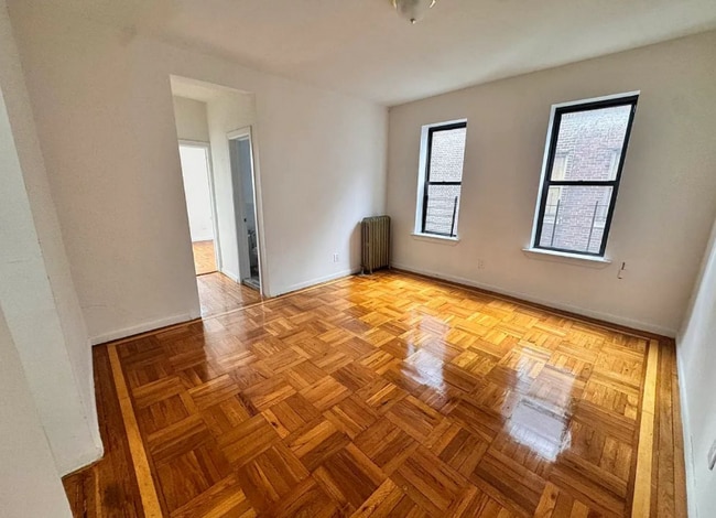 Building Photo - 2851 Valentine Ave Unit 601