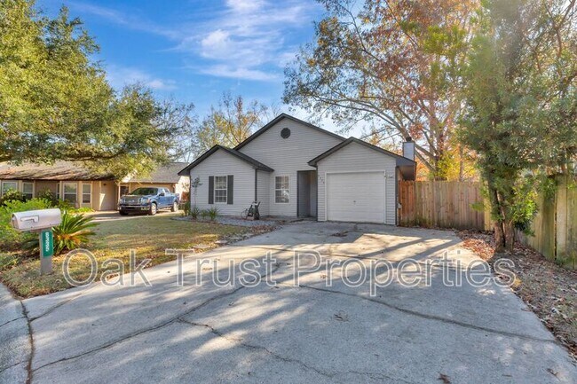 Photo - 8335 Weyhill Ct