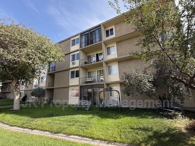 Building Photo - 925 1st Ave N Unit #207 Rental