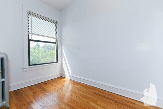 Photo - 2649 N Spaulding Ave Unit # 03W